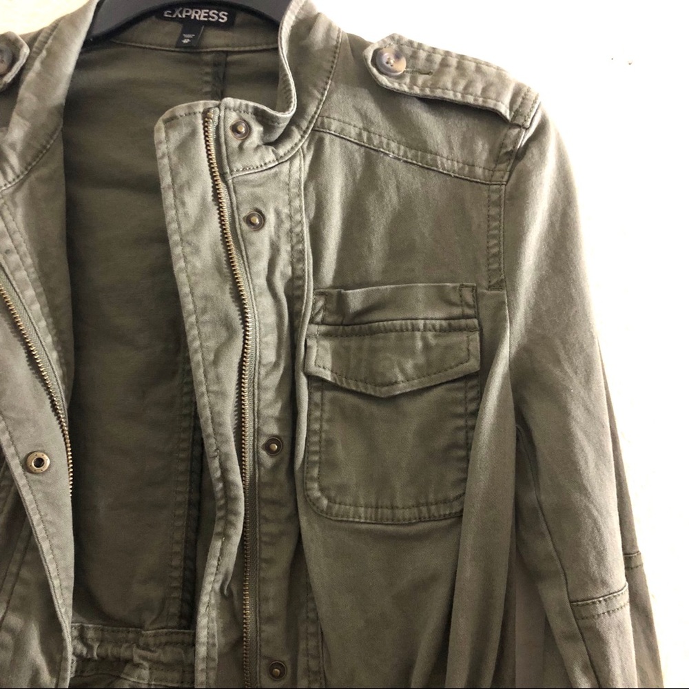 Express Jacket - Picture 2 of 4